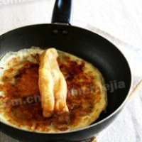 煎饼果子的做法 步骤4