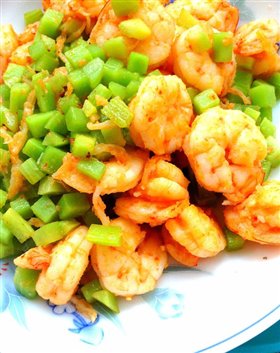 双色鲜虾翡翠莴笋丁