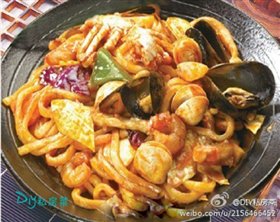 海鲜炒乌冬面
