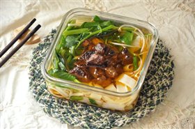 焖肉卷粉