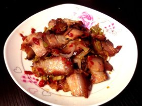 酸豆角炒腊肉