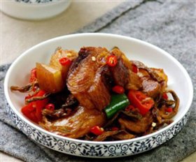 腊鱼五花肉