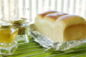 三奶吐司