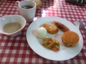 早餐,含牛油果酱摸面包即tapas做法