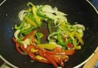 土豆辣子鸡丁的做法 步骤6