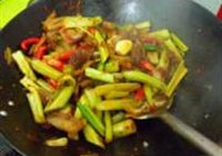 菜薹回锅肉的做法 步骤7