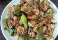 青椒回锅肉的做法 步骤11