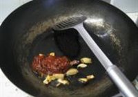 青椒回锅肉的做法 步骤8