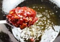 私家回锅肉的做法 步骤5
