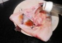剁椒鱼头的做法 步骤4