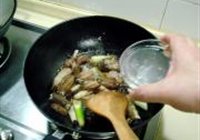 芜湖糖醋排骨的做法 步骤7