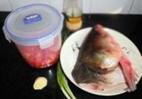 剁椒鱼头的做法 步骤1
