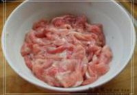 水煮肉片的做法 步骤2