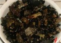 石耳炖鸡的做法 步骤5