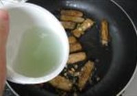 煎烧毛豆腐的做法 步骤10