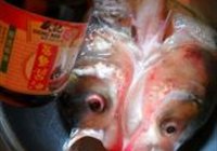 砂锅鱼头煲的做法 步骤3