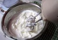 樱桃慕斯的做法 步骤4