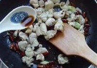 麻辣兔肉的做法 步骤5