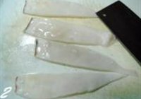 芫荽爆鱿鱼的做法 步骤2