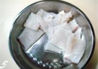 芫荽爆鱿鱼的做法 步骤5