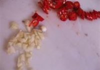 呛拌蓑衣黄瓜的做法 步骤4