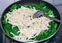 香干炒韭菜的做法 步骤7
