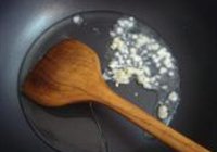蒜茸羽衣甘蓝的做法 步骤5
