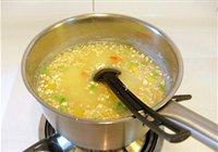 蔬菜玉米麦片粥的做法 步骤5