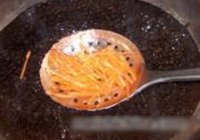 蒜泥白肉白菜卷的做法 步骤8