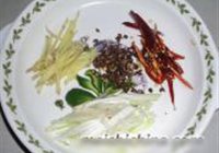 酸辣白菜的做法 步骤2