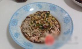 红油金针菇棒棒鸡