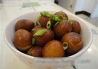 红烧鹌鹑蛋的做法 步骤4