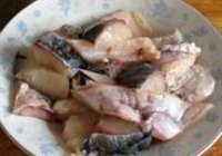 糖醋鱼块的做法 步骤4