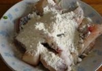 糖醋鱼块的做法 步骤5