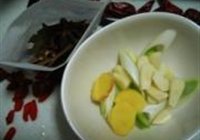 辣焖栗子鸡的做法 步骤5