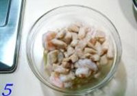 虾球鸡粒炒饭的做法 步骤5