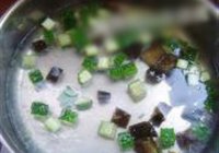 京味酱瓜虾的做法 步骤5