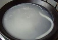 虾仁肠粉的做法 步骤9