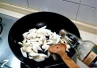 海鲜时蔬豆腐煲的做法 步骤7