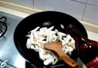 海鲜时蔬豆腐煲的做法 步骤6