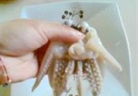 凉拌鲜鱿丝的做法 步骤2