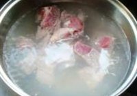 萝卜牛腩煲的做法 步骤3