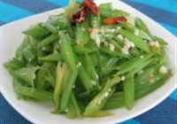 凉拌西芹的做法 步骤5
