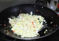 菠萝鸡炒饭的做法 步骤9