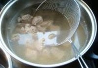 萝卜牛腩煲的做法 步骤4