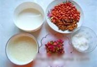 花生玫瑰露的做法 步骤1