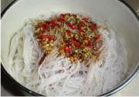 凉拌米粉的做法 步骤8