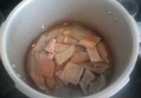 双色肉皮冻的做法 步骤2