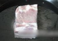 芽菜扣肉的做法 步骤1