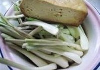 凉拌藠头香糕的做法 步骤1
